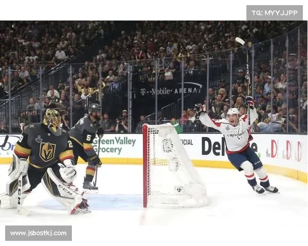 芬兰冰球门神莱赫托宁三连冠斩获NHL最佳守门员奖创历史新纪录 芬兰冰球门神莱赫托宁三连冠斩获NHL最佳守门员奖创历史新纪录